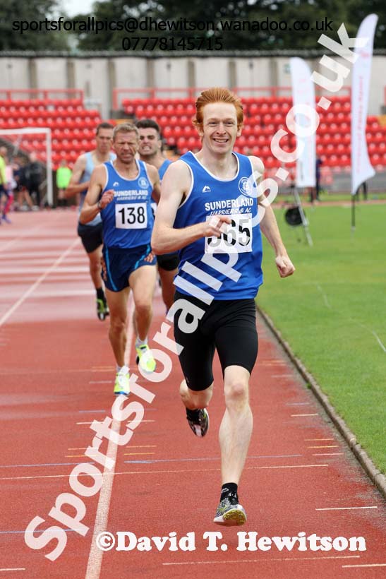 Senior mens 800 metres, Gateshead Tartan Games. Phot: David T. Hewitson/Sports for All Pics